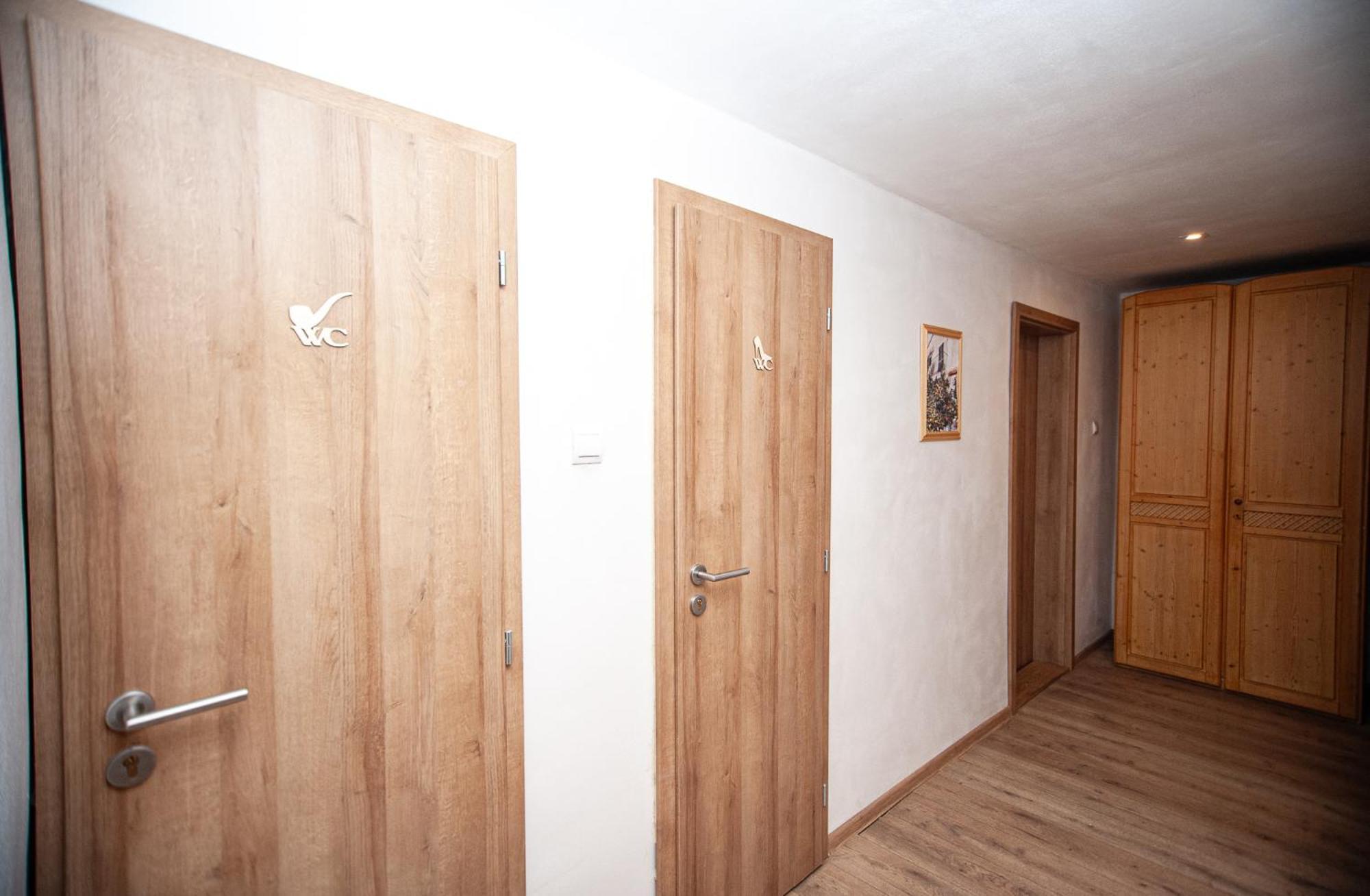Hostinec pod úbočou Valaská Exteriér fotografie